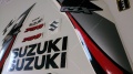 Suzuki GSXR 750 2009 silver white fooqs motorsticker naklejki