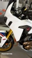 Tricolor design na Honda Africa Twin 2018 – profesjonalne oklejanie motocykla przez Fooqs